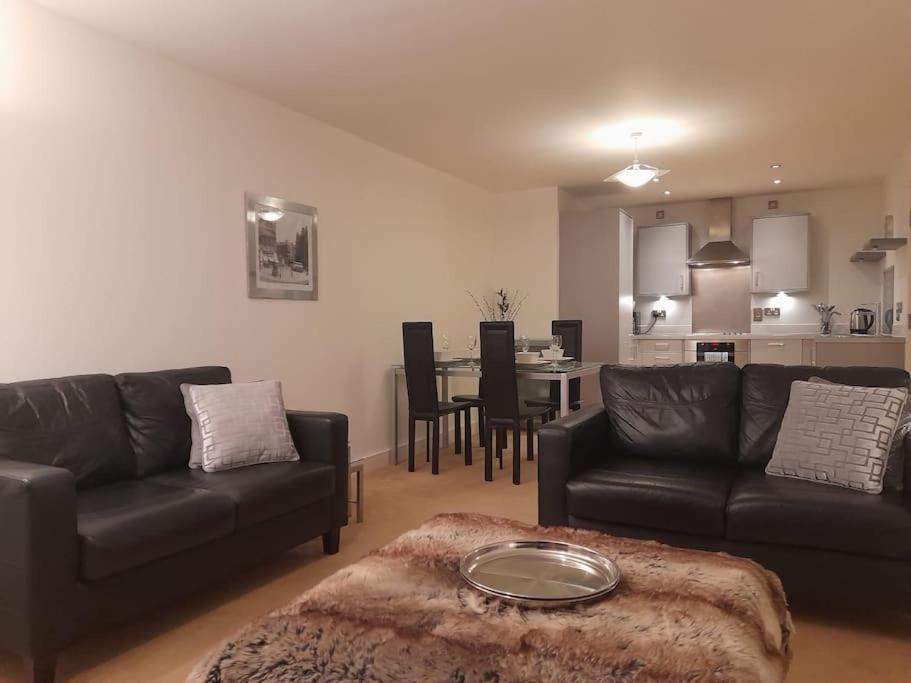 Centrally Situated 1 Bedroom Apartment! 伯明翰 外观 照片