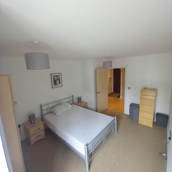 Centrally Situated 1 Bedroom Apartment! 伯明翰 外观 照片
